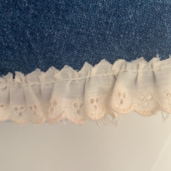 Wrangler X Urban Renewal Denim Shorts - Picture 3 of 11